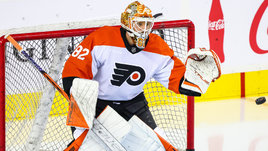 Отслужил, сбежал из ЦСКА в НХЛ, но пока не впечатляет. Как Федотов играет за «Филадельфию»