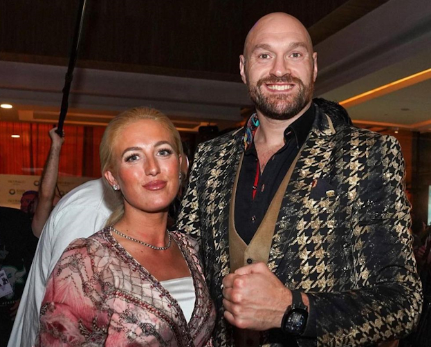 Тайсон Фьюри с женой Пэрис.