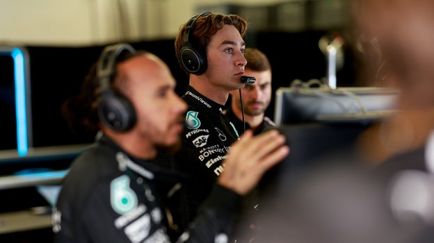 Гонщик «Мерседеса» Джордж Рассел.