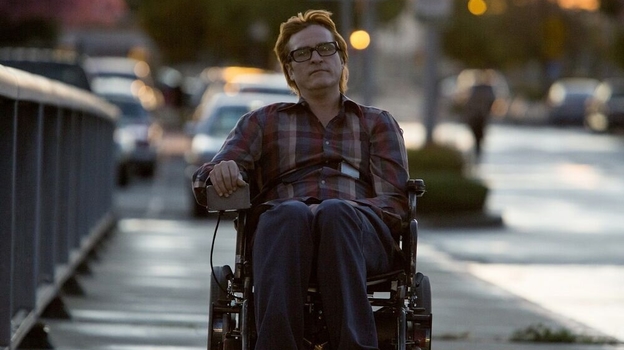 Кадр из фильма «Не волнуйся, он далеко не уйдет», реж. Гас Ван Сент/Amazon MGM Studios