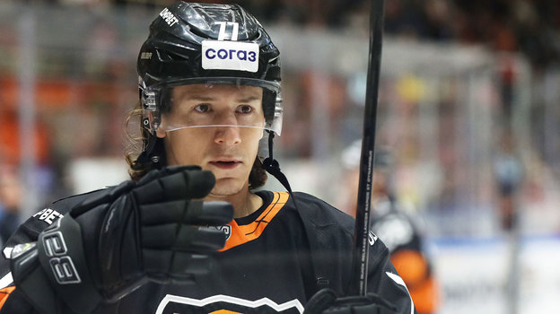 Защитник «Амура» Кэмерон Ли. Защитник «Амура» Кэмерон Ли