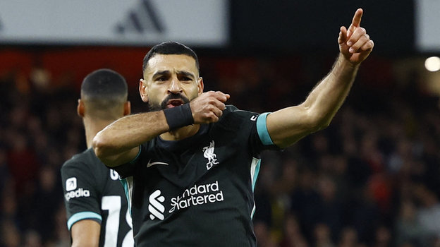 Полузащитник «Ливерпуля» Мохамед Салах празднует гол.