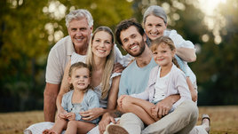 Три поколения семьи