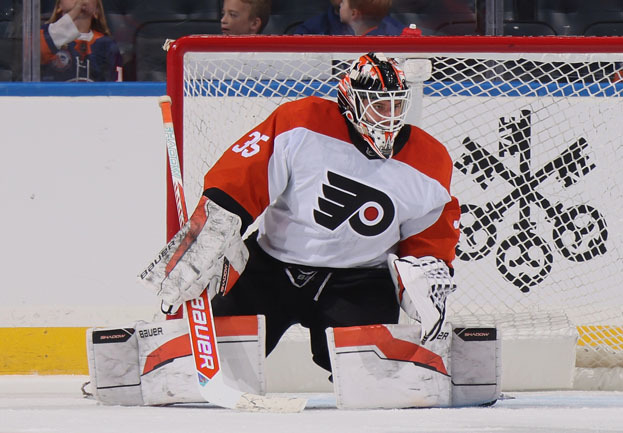 Вратарь «Филадельфии» Алексей Колосов. Хоккеист «Филадельфии» Алексей Колосов