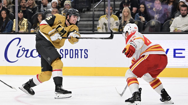 Павел Дорофеев (слева).