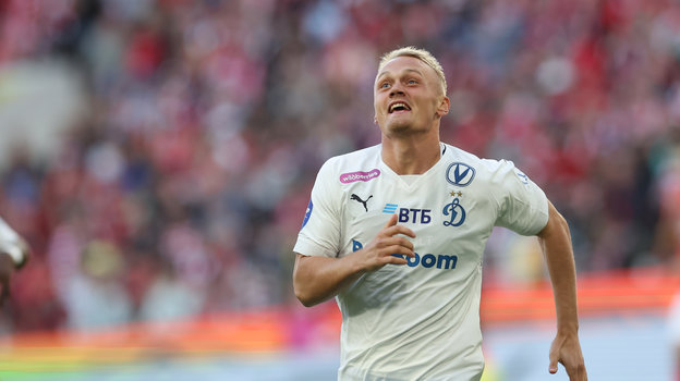 Константин Тюкавин.