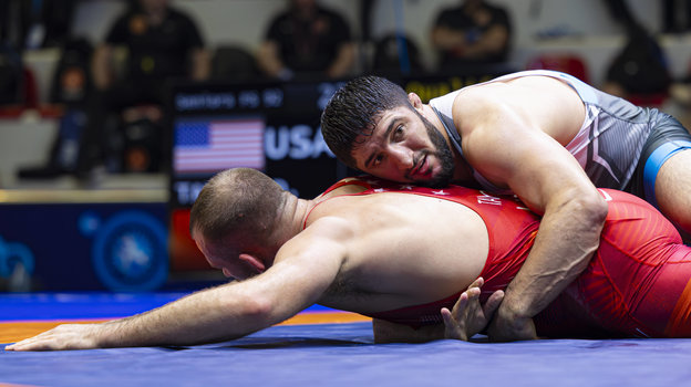 Абдулрашид Садулаев против Дэвида Тейлора.