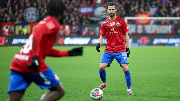 Полузащитник ЦСКА Миралем Пьянич. Футболист ЦСКА Миралем Пьянич