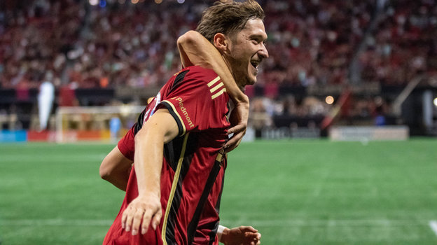 Полузащитник «Атланты» Алексей Миранчук. Полузащитник «Атланты» Алексей Миранчук