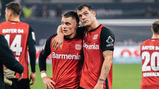 Флориан Вирц и Гранит Джака («Байер»).