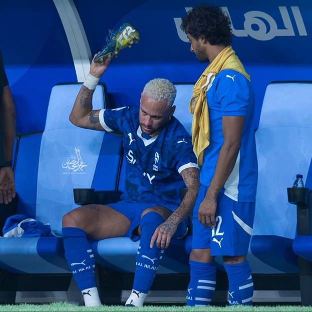 Неймар после замены.