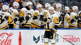 Малкина поставили к Кросби, и это работает. Звездные ветераны тащат «Питтсбург», но для побед этого мало