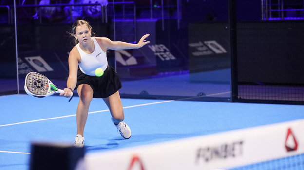 Паделистка Ангелина Неизвестная. Паделистка Ангелина Неизвестная.