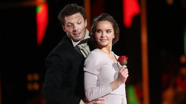 Дина Аверина и Дмитрий Соловьев. Дина Аверина и Дмитрий Соловьев в шоу «Ледниковый период»