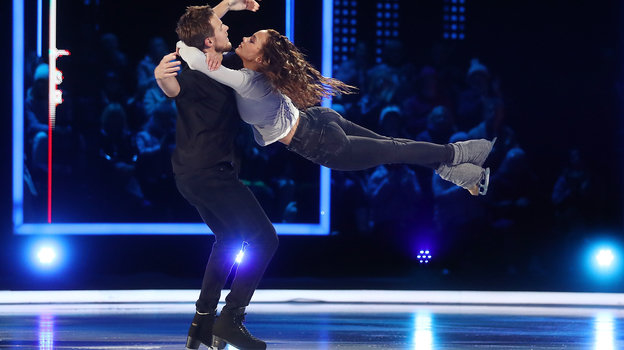 Никита Кацалапов и Валя Карнавал. Никита Кацалапов и Валя Карнавал в шоу «Ледниковый период»