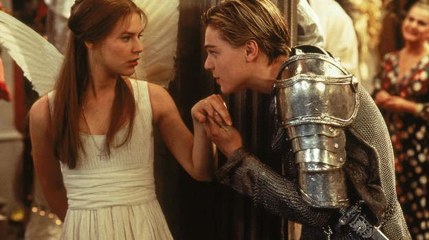 Кадр из фильма «Ромео + Джульетта» / реж. Баз Лурман / 20th Century Fox