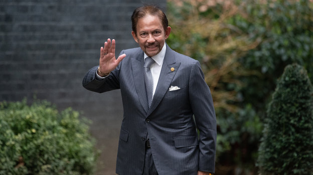 Султан Брунея Хассанал Болкиах. Султан Брунея Хассанал Болкиах