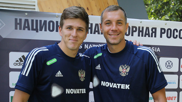 Александр Соболев и Артем Дзюба.