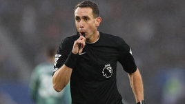 Судья Кут, обматеривший Клоппа, точно в беде. Появилось видео, на котором он нюхает белый порошок