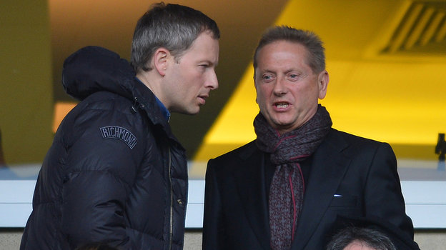 Бывший владелец «Хартс» Владимир Романов (справа). Бывший владелец «Хартс» Владимир Романов