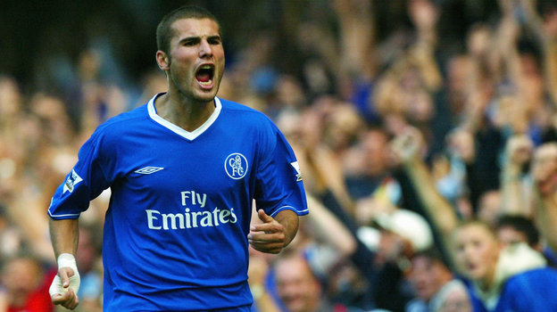 Бывший полузащитник «Челси» Адриан Муту. Бывший полузащитник «Челси» Адриан Муту