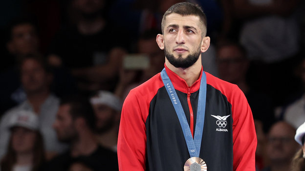 Борец Ислам Дудаев на Олимпиаде в Париже. Борец Ислам Дудаев