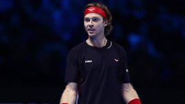 Рублев завершил сезон очередным поражением в Турине. Но прервал одну из безвыигрышных серий