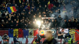 Жест «албанского орла», заряды «Сербия, Сербия!». Матч Румынии и Косово в Лиге наций закончился скандалом