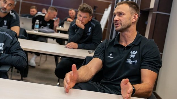 Дмитрий Сычев.