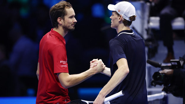 Теннисисты Даниил Медведев и Янник Синнер. Теннисисты Даниил Медведев и Янник Синнер