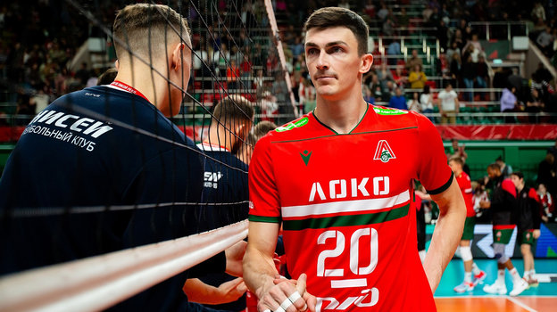 Волейболист новосибирского «Локомотива» Ильяс Куркаев. Волейболист новосибирского «Локомотива» Ильяс Куркаев.