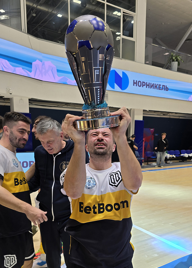 «Broke Boys» — победитель финала. «Broke Boys» — победитель финала.