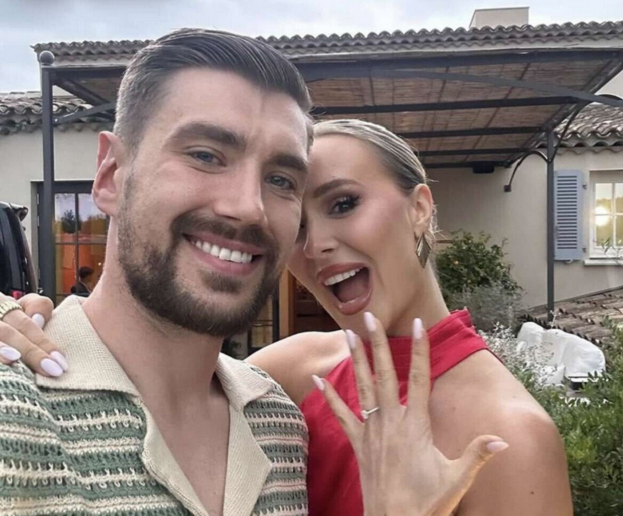 Никита Хайкин со своей девушкой Таней. Российский футболист «Буде-Глимт» Никита Хайкин и его девушка Таня