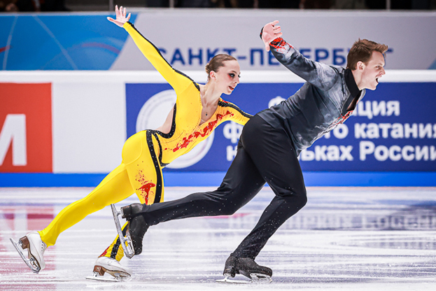 Александра Бойкова и Дмитрий Козловский. Российские фигуристы Александра Бойкова и Дмитрий Козловский
