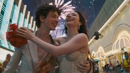 Кадр из фильма «Анора», реж. Шон Бэйкер, Cre Film Film, Nation Entertainment