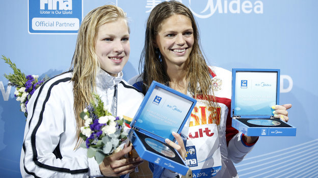 Рута Мейлутите и Юлия Ефимова. Пловчихи Рута Мейлутите и Юлия Ефимова