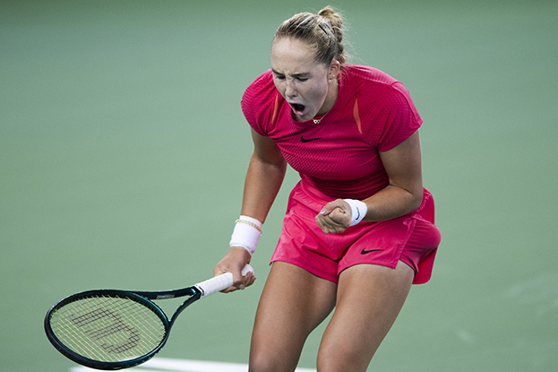 Теннисистка Мирра Андреева. Теннисистка Мирра Андреева.