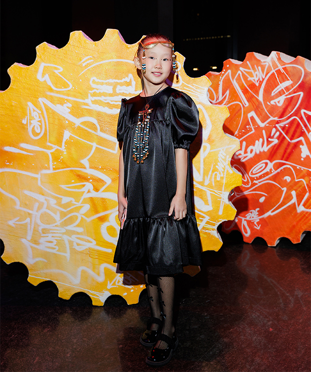 Айыына Кожурова.