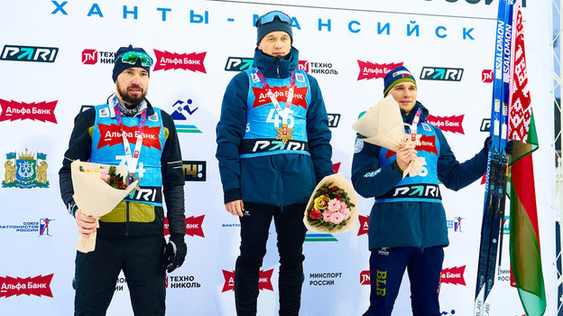 Александр Логинов, Даниил Серохвостов и Антон Смольский. Биатлонисты Александр Логинов, Даниил Серохвостов и Антон Смольский.