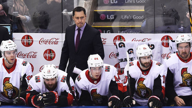 Главный тренер «Оттавы» Ги Буше наблюдает за ходом матча. 2018 год. Главный тренер «Оттавы» Ги Буше наблюдает за ходом матча против «Торонто». 2018 год.