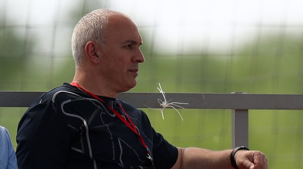 Агент Павел Андреев.