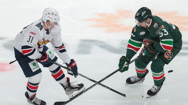 Алексей Марченко (справа).