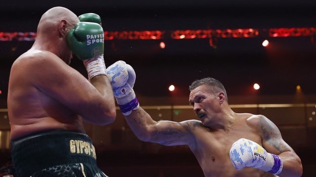 Бой Александра Усика и Тайсона Фьюри в мае 2024 года.