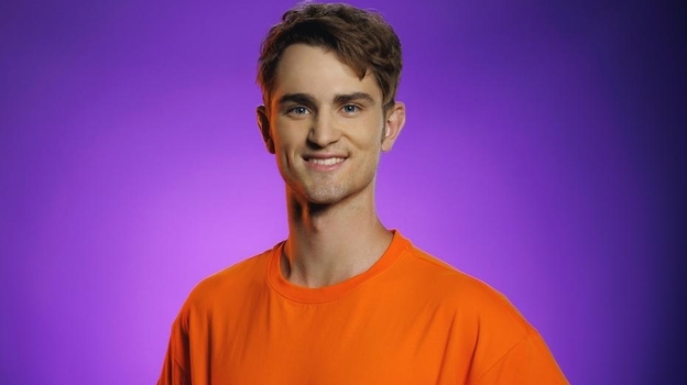 Саймон Бруннер.