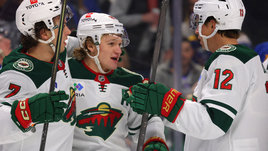 «Просто сумасшествие». Капризов лидирует в НХЛ и снова вошел в историю