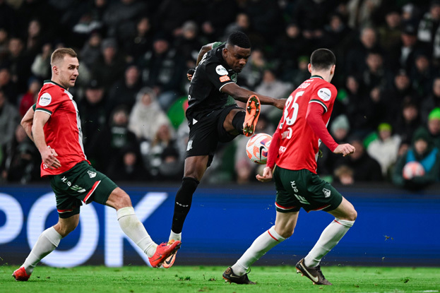 Дмитрий Баринов, Джон Кордоба и Евгений Морозов. Футболисты Дмитрий Баринов, Джон Кордоба и Евгений Морозов в матче РПЛ «Краснодар» — «Локомотив» (0:0). 8 декабря. Краснодар.