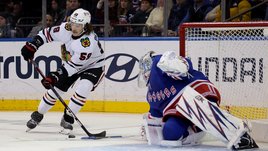 Шестеркин вернулся — но «Рейнджерс» проиграли худшей команде НХЛ. Скоро вслед за капитаном выгонят и тренера?