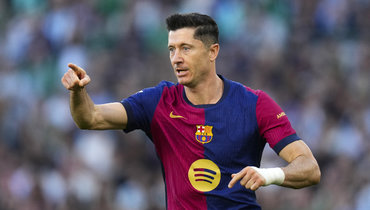 Роберт Левандовски («Барселона»).