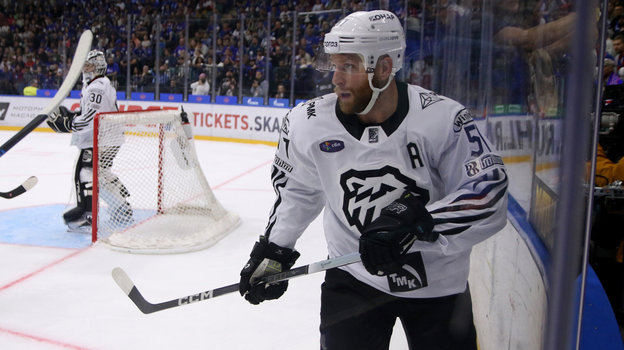 Стивен Кэмпфер. Хоккеист «Трактора» Стивен Кэмпфер