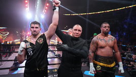 Папин наглухо вырубил Харди, Минаков и Джонсон выдали ничью. Как прошел турнир «Бойцовского клуба РЕН ТВ»